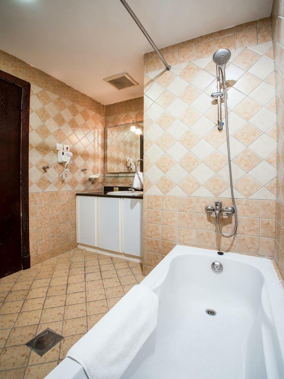 Itlala Alsharq For Serviced Apartments Dammam Esterno foto